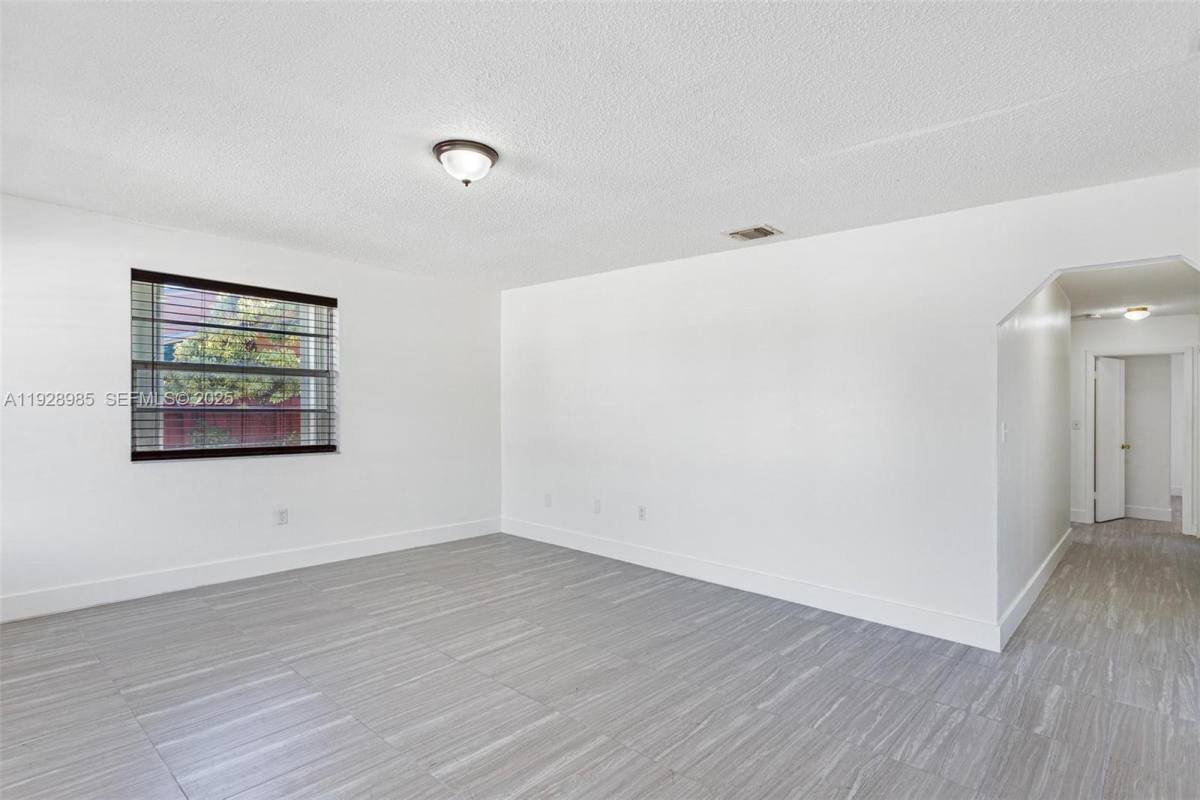 Apartment for rent at 1722 NW 5th St, Miami, FL 33125