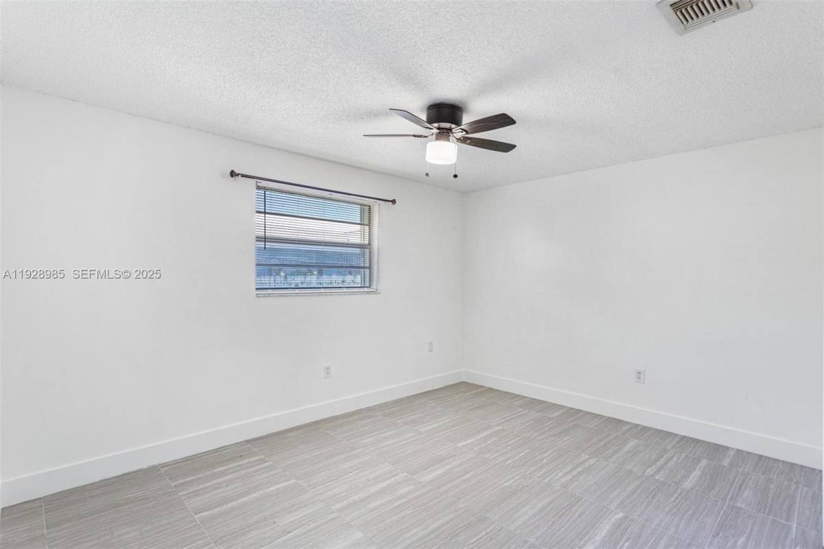 Apartment for rent at 1722 NW 5th St, Miami, FL 33125