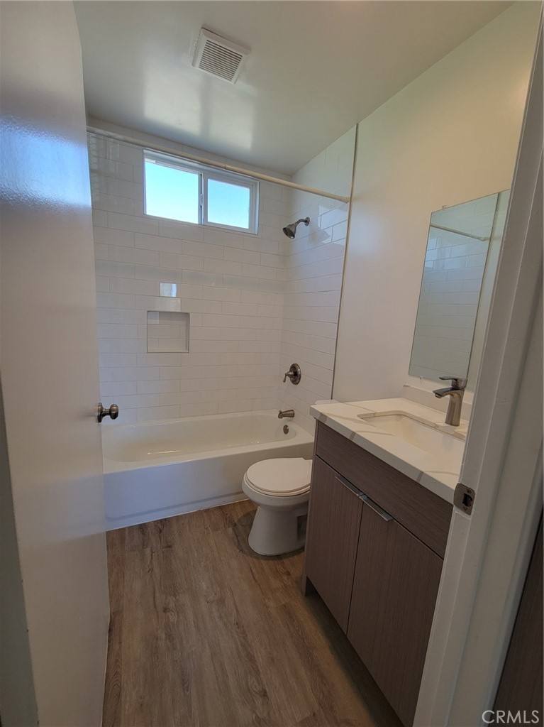 Apartment for rent at 3607 Griffin Ave #4, Los Angeles, CA 90031