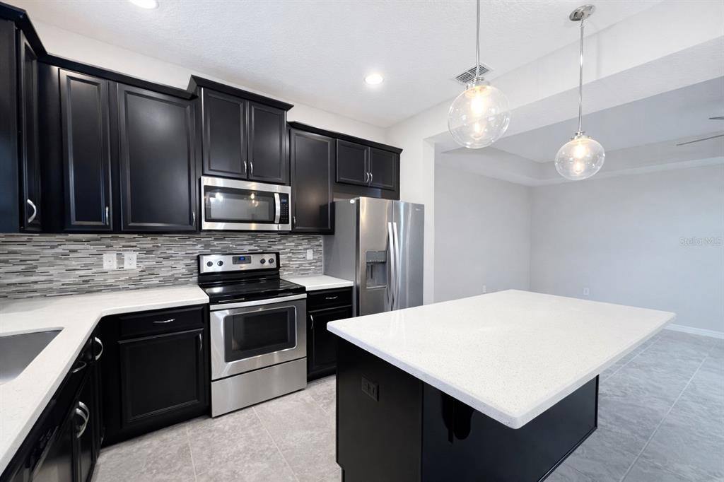 Townhouse for rent at 3749 Brighton Park Circle, Orlando, FL 32812