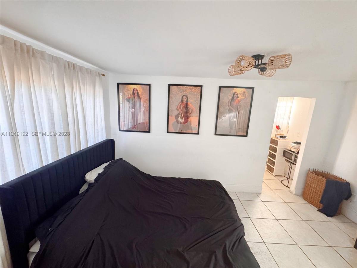Apartment for rent at 195 NW 135th St #195, Miami, FL 33168