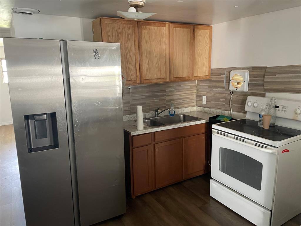 Apartment for rent at 8508 SW 16th Court, Fort Lauderdale, FL 33324