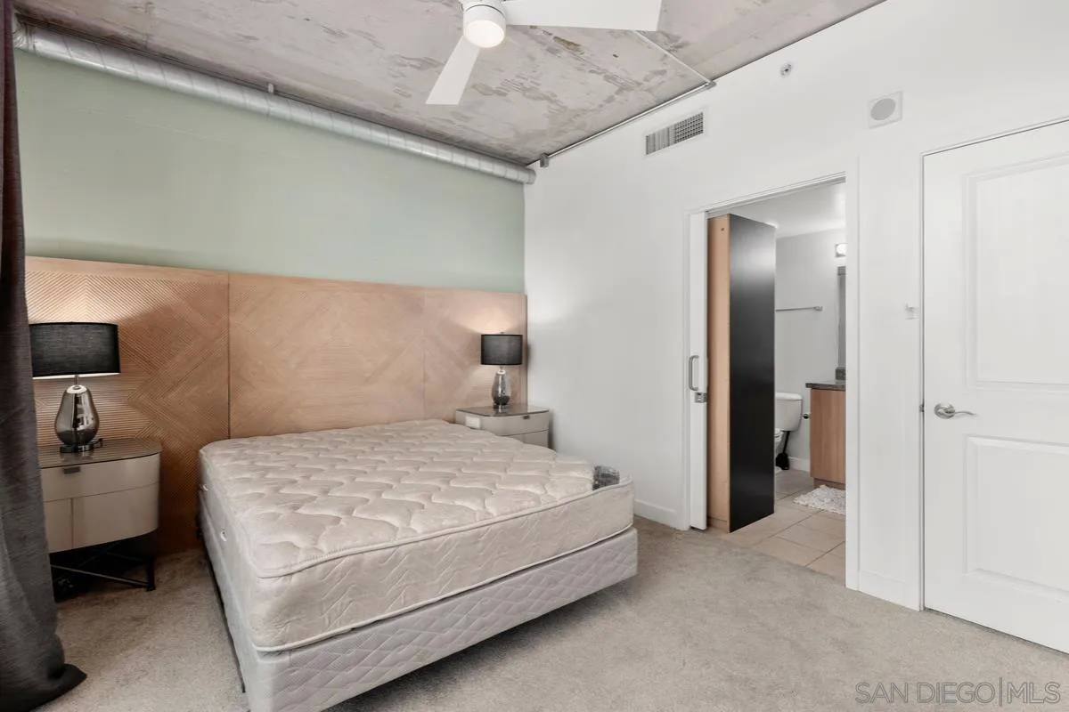 Apartment for rent at 1080 Park Blvd #916, San Diego, CA 92101