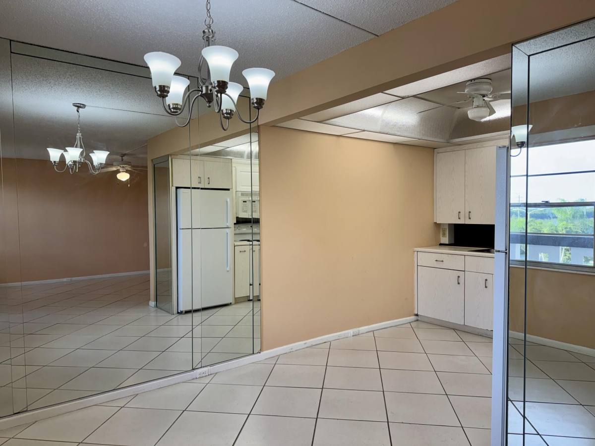 Apartment for rent at 4053 Hythe A, Boca Raton, FL 33434