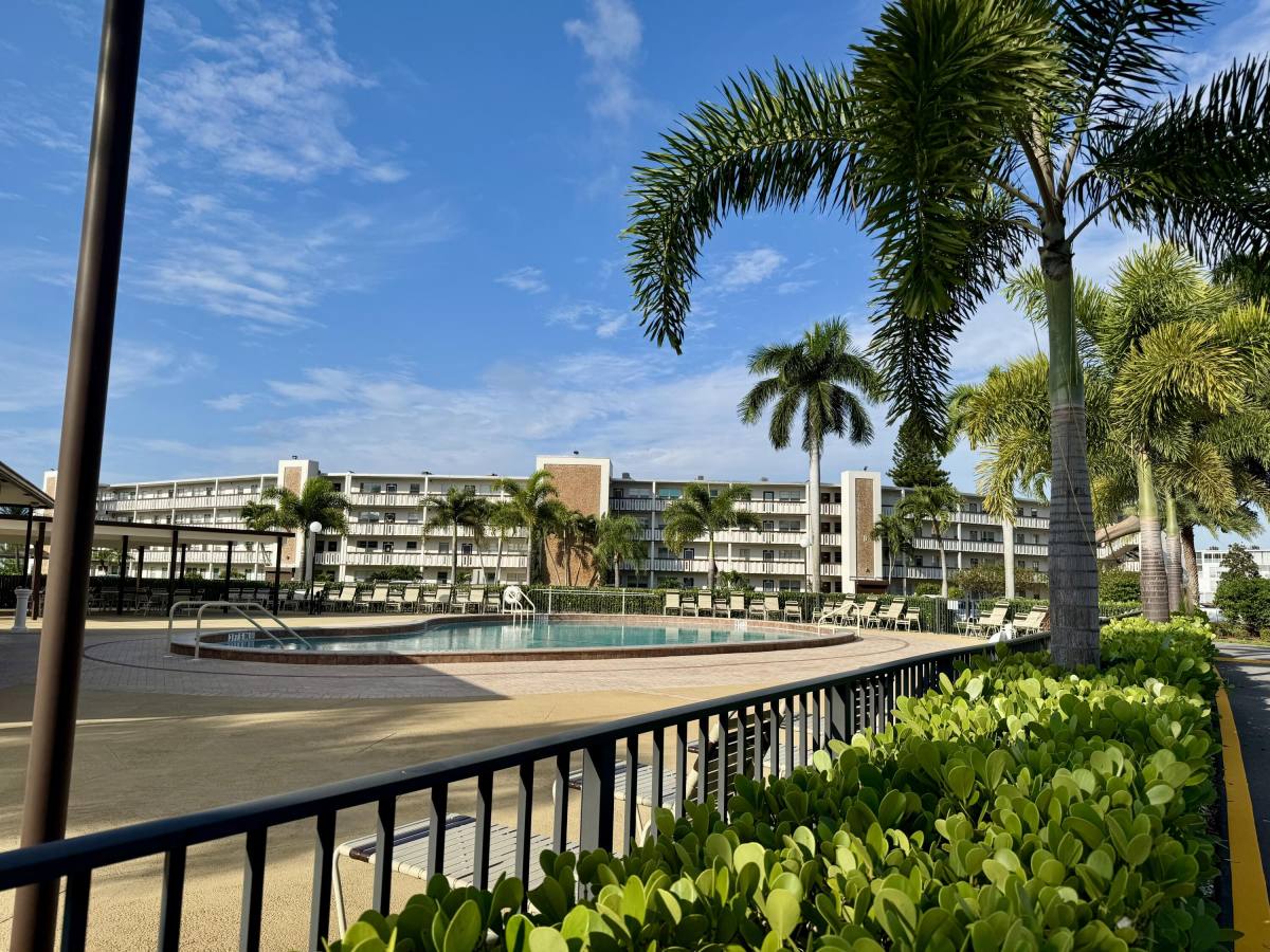Apartment for rent at 4053 Hythe A, Boca Raton, FL 33434