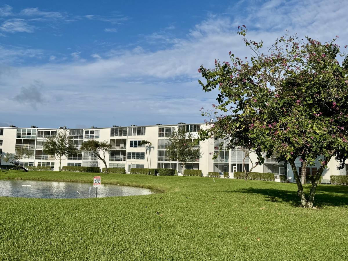 Apartment for rent at 4053 Hythe A, Boca Raton, FL 33434