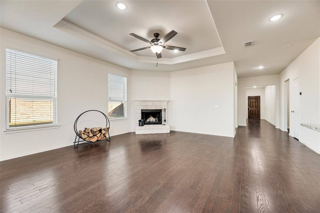 Apartment for rent at 1925 Trace Dr, Aubrey, TX 76227