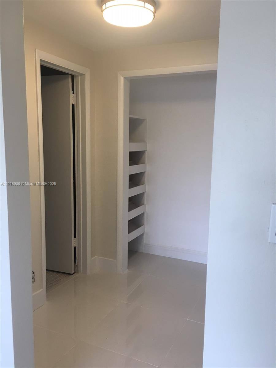 Apartment for rent at 16801 NE 14th Ave #309, Miami, FL 33162