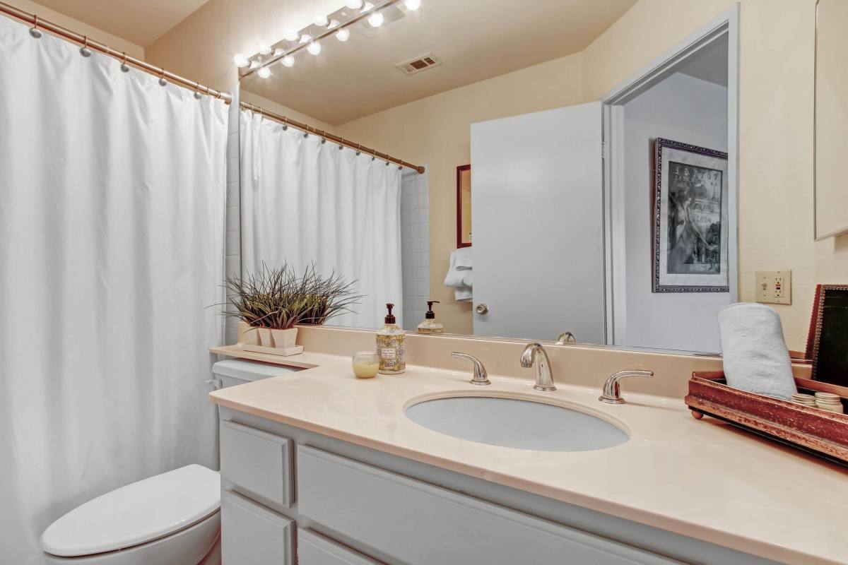 Condo for rent at 79804 Olympia Fields, La Quinta, CA 92253