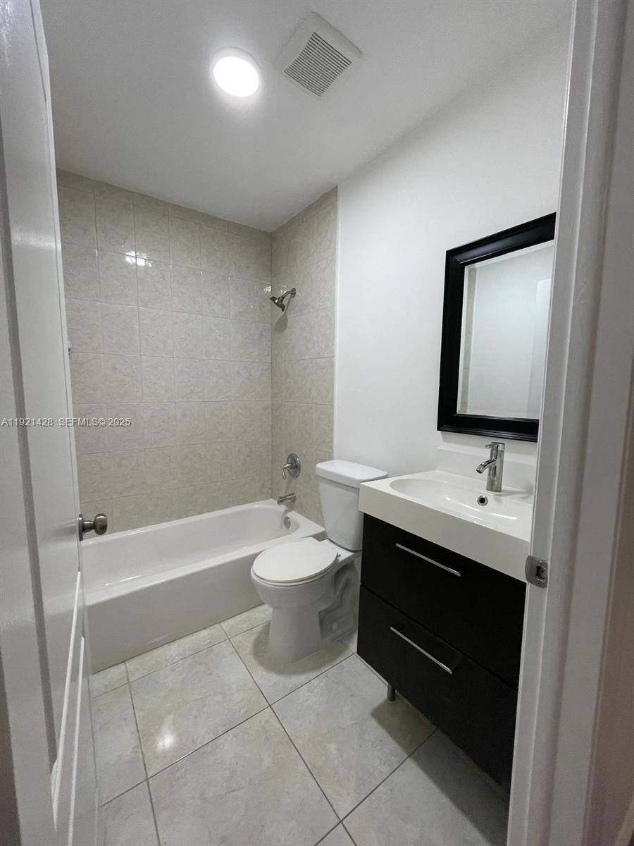Townhouse for rent at 14111 SW 121st Place #4, Miami, FL 33186