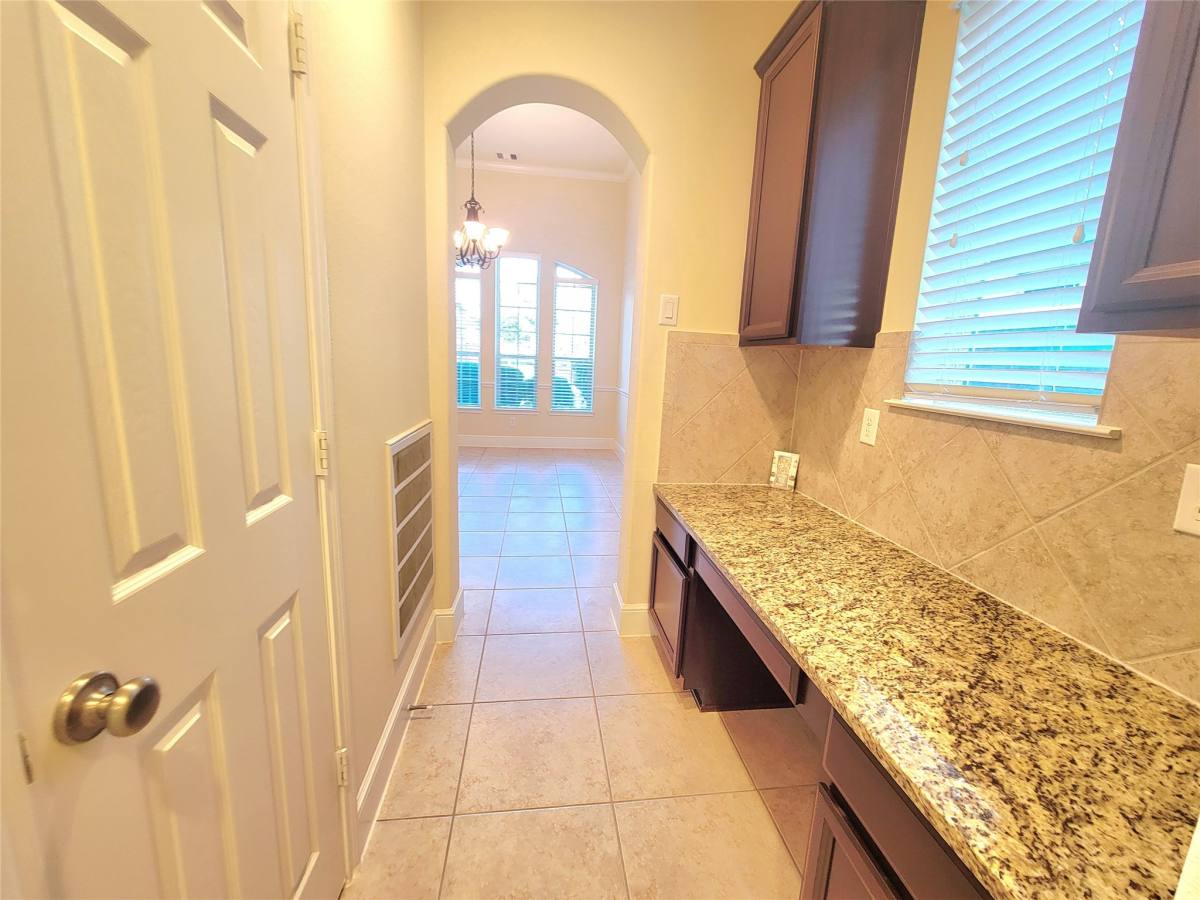 Apartment for rent at 5822 Crawford Hill Lane, Sugar Land, TX 77479