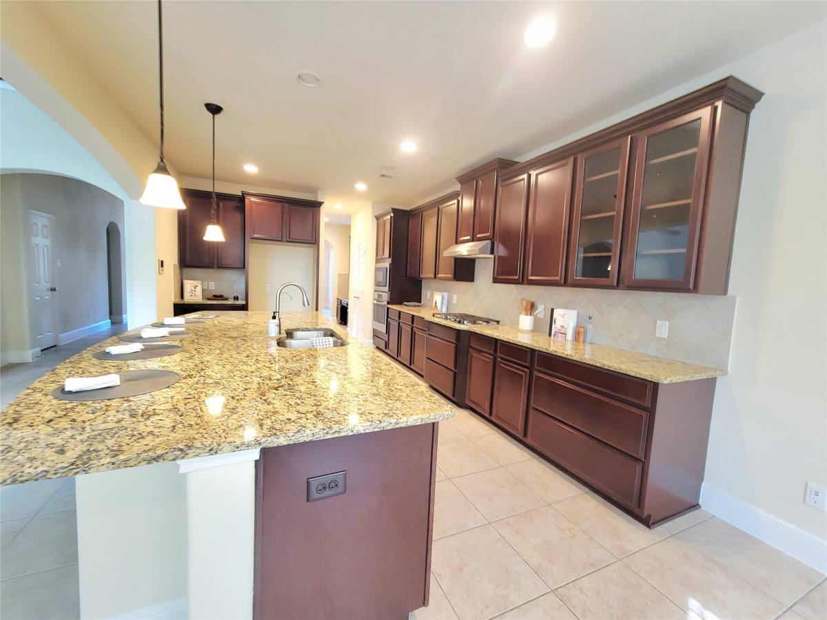 Apartment for rent at 5822 Crawford Hill Lane, Sugar Land, TX 77479