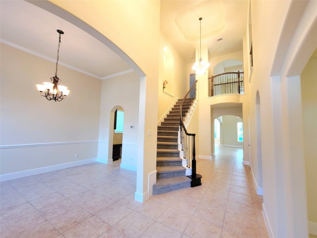 Apartment for rent at 5822 Crawford Hill Lane, Sugar Land, TX 77479
