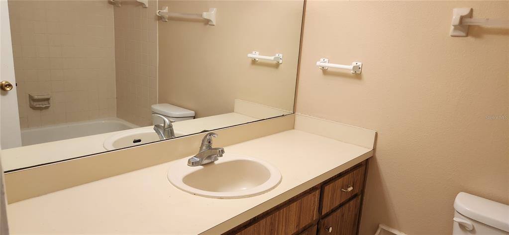 Condo for rent at 11201 122nd Ave N #11201L232, Largo, FL 33778