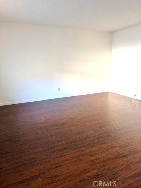 Apartment for rent at 1180 Crenshaw Blvd #111, Los Angeles, CA 90019