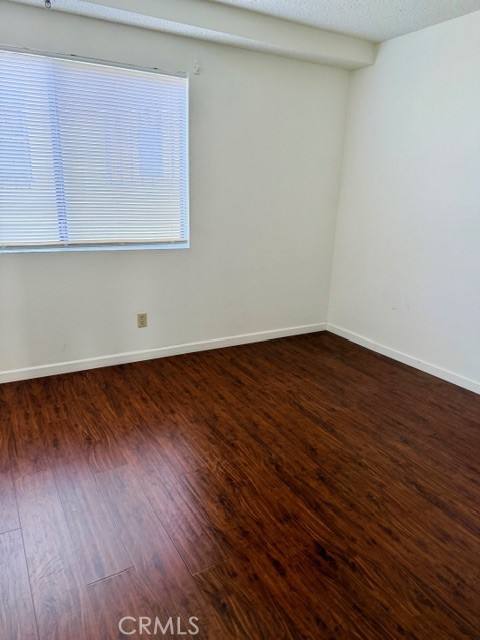 Apartment for rent at 1180 Crenshaw Blvd #111, Los Angeles, CA 90019