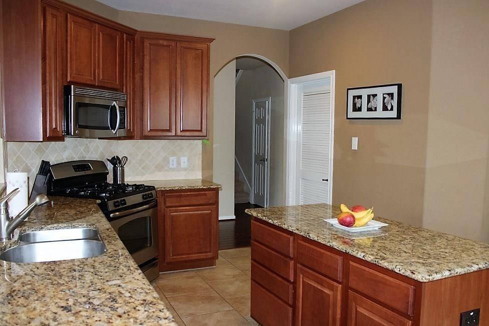 Apartment for rent at 111 S Rocky Point Circle #111, Spring, TX 77389