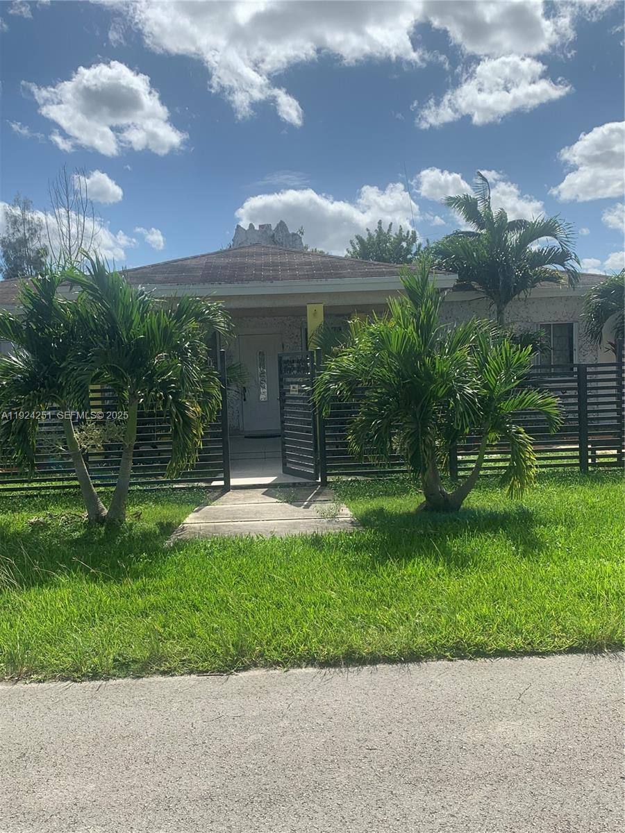 Apartment for rent at 30900 SW 189th Ave #2, Homestead, FL 33030
