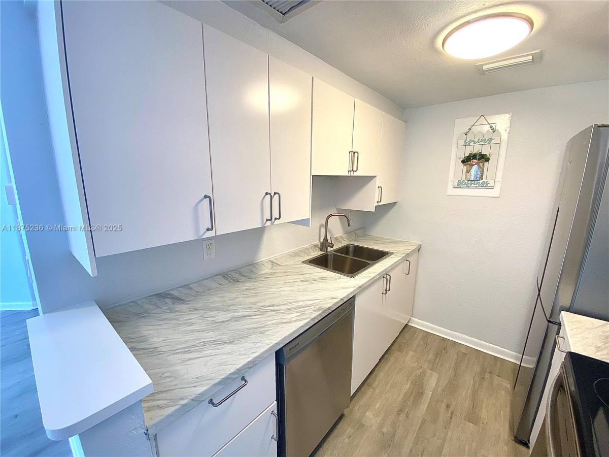 Condo for rent at 1185 Marseille Dr #307, Miami Beach, FL 33141