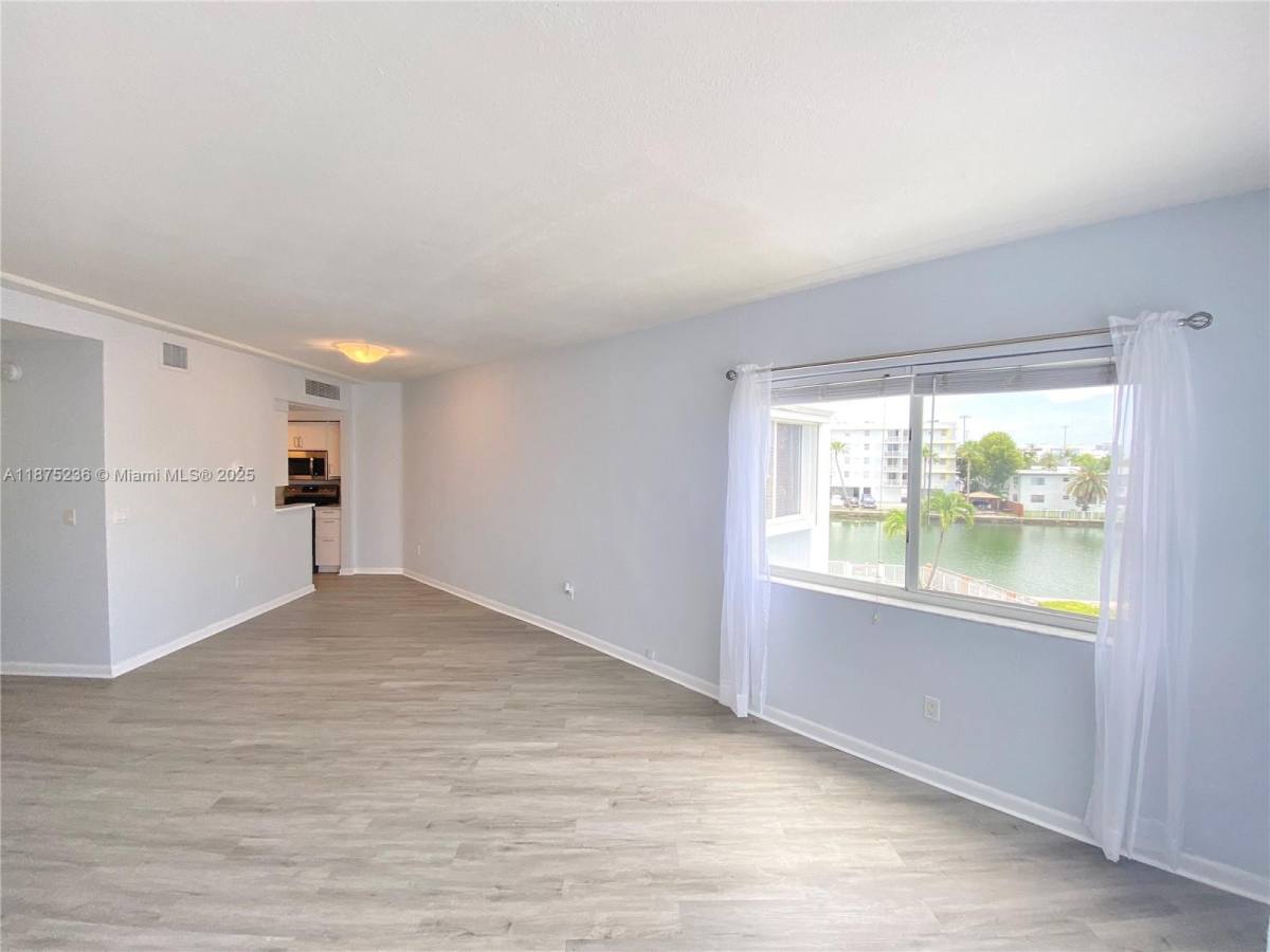 Condo for rent at 1185 Marseille Dr #307, Miami Beach, FL 33141