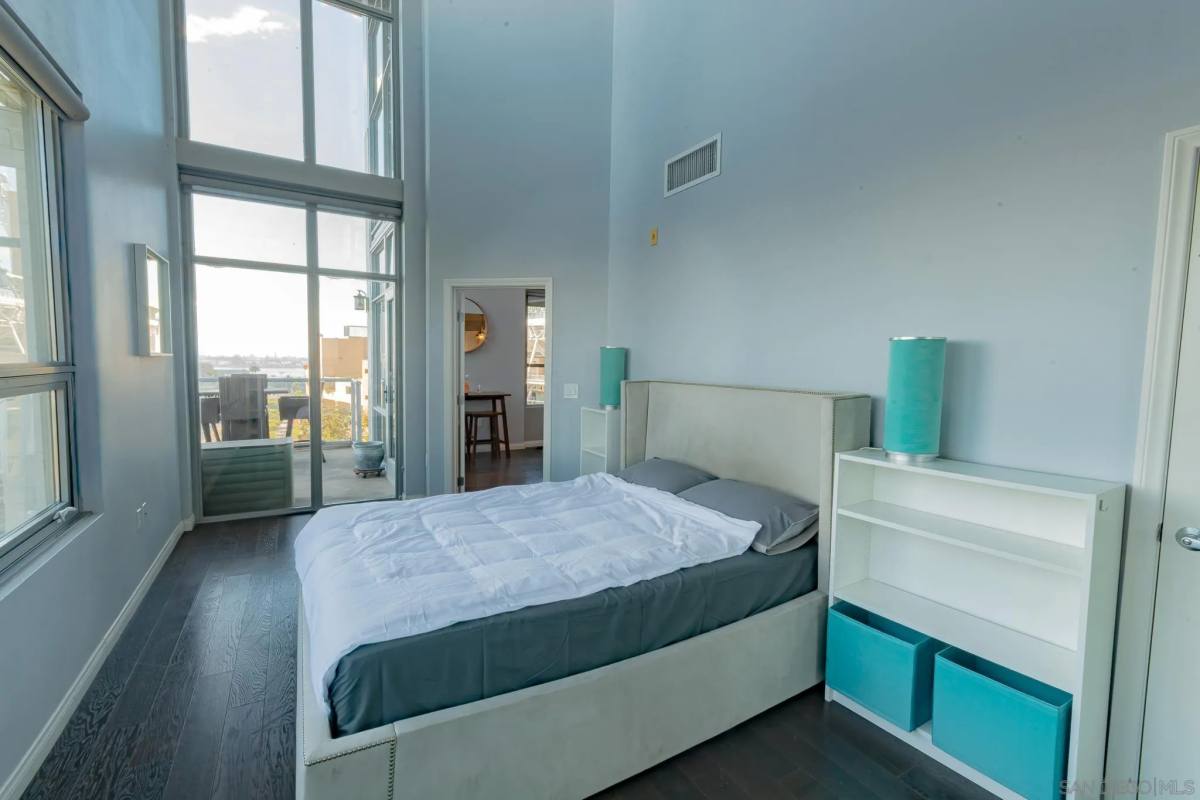Apartment for rent at 206 Park Blvd #804, San Diego, CA 92101