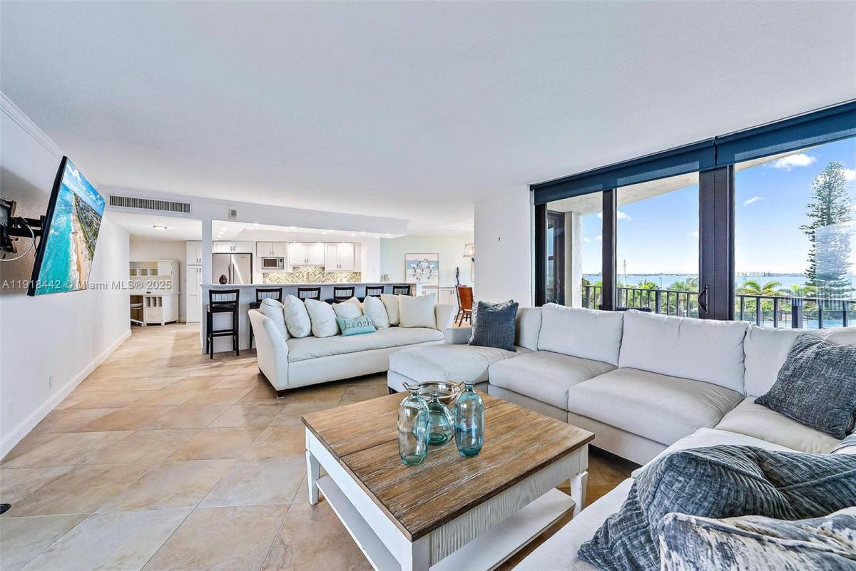 Apartment for rent at 5420 N Ocean Dr #305, West Palm Beach, FL 33404