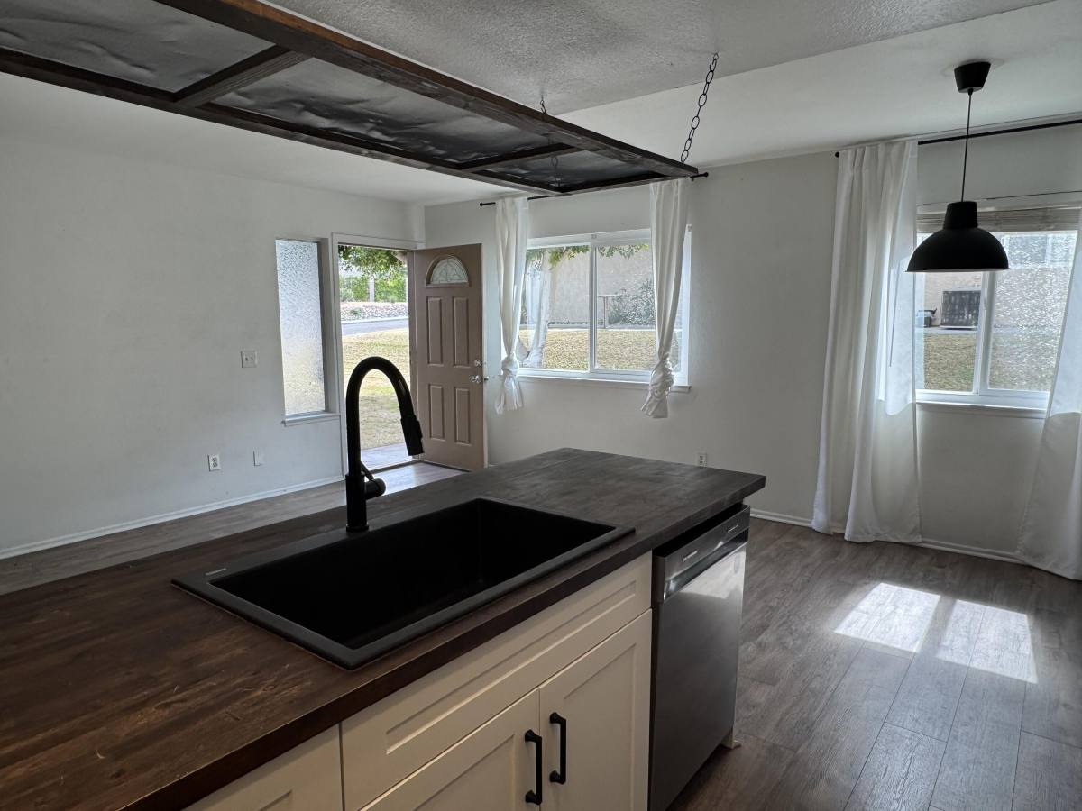 Condo for rent at 72532 Edgehill Dr #2, Palm Desert, CA 92260