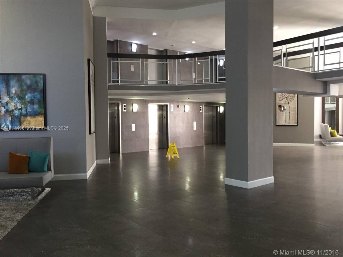 Apartment for rent at 200 Leslie Dr #827, Hallandale, FL 33009