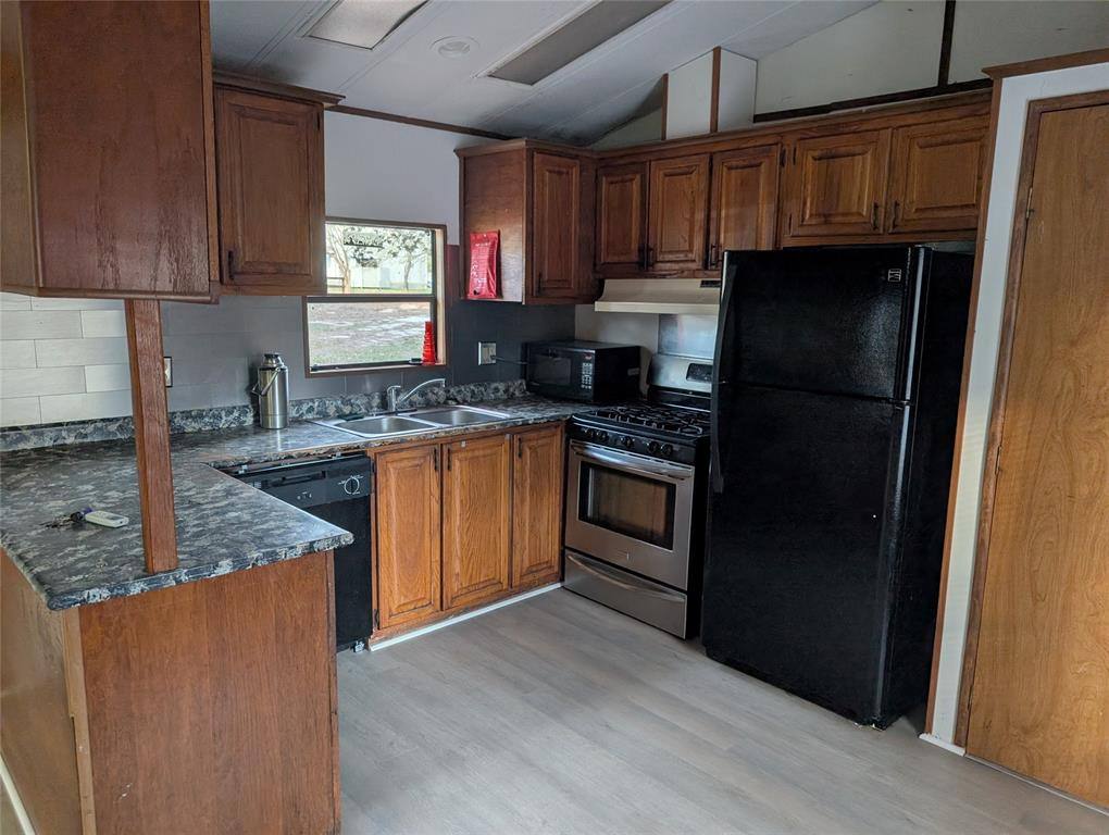 Apartment for rent at 6480 County Rd #4508, Athens, TX 75752