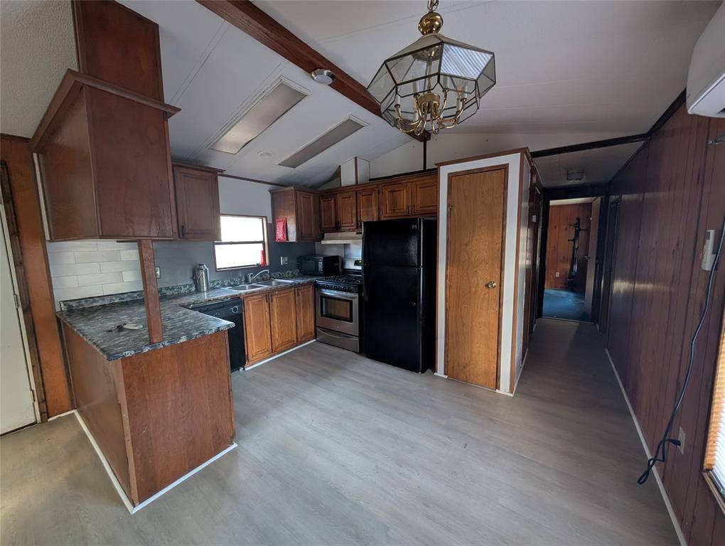 Apartment for rent at 6480 County Rd #4508, Athens, TX 75752