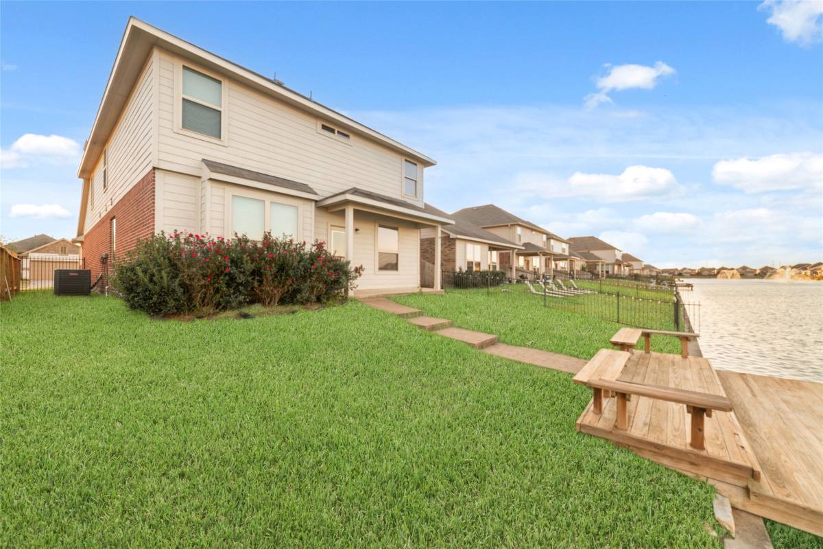 Apartment for rent at 24714 Scarlatti Cantata Dr, Katy, TX 77493