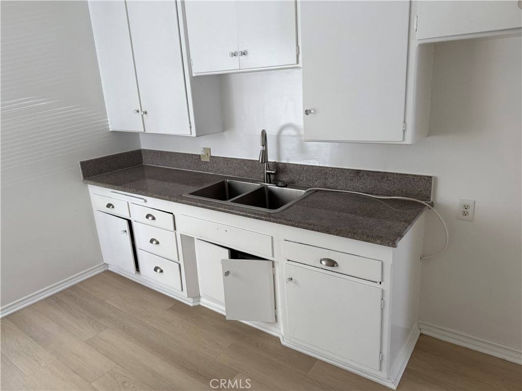 Apartment for rent at 749 S Berendo St #749-5, Los Angeles, CA 90005