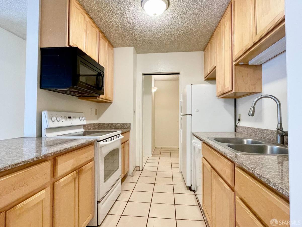 Apartment for rent at 400 Davey Glen Rd #4505, Belmont, CA 94002