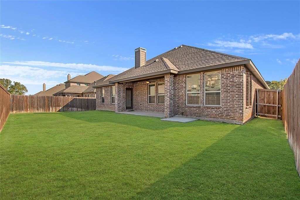 Apartment for rent at 2811 Diamond Ridge Dr, Arlington, TX 76001