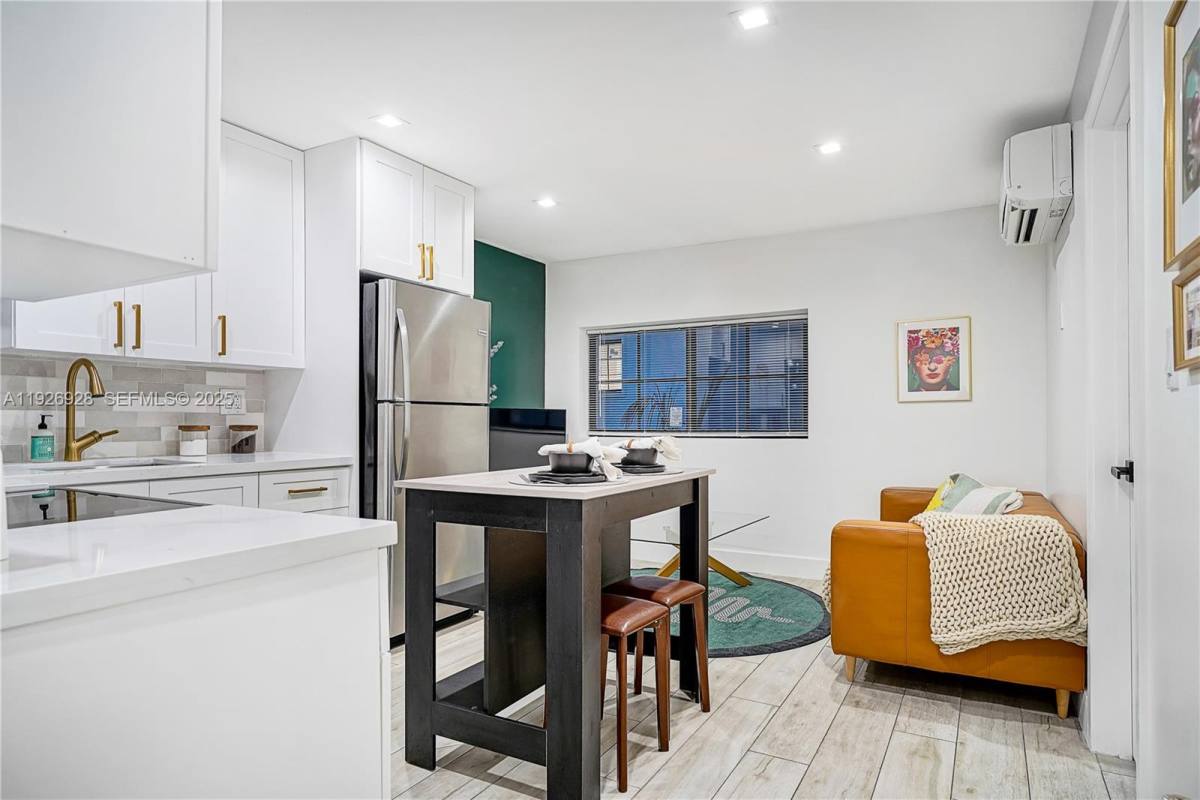 Apartment for rent at 1720 SW 11th St #2, Miami, FL 33135