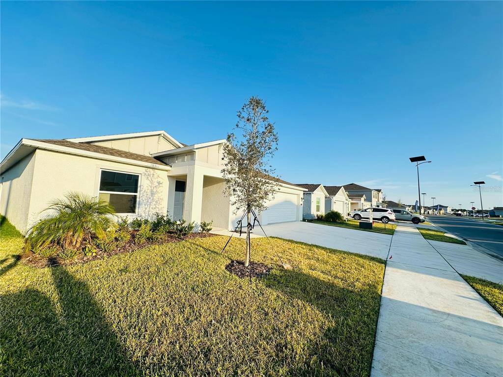 Apartment for rent at 2117 Lasso Loop, Eagle Lake, FL 33839