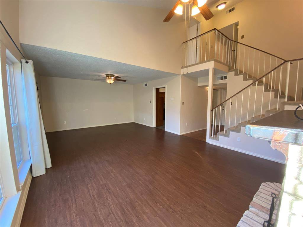 Apartment for rent at 606 Old Country Rd #606, Duncanville, TX 75137