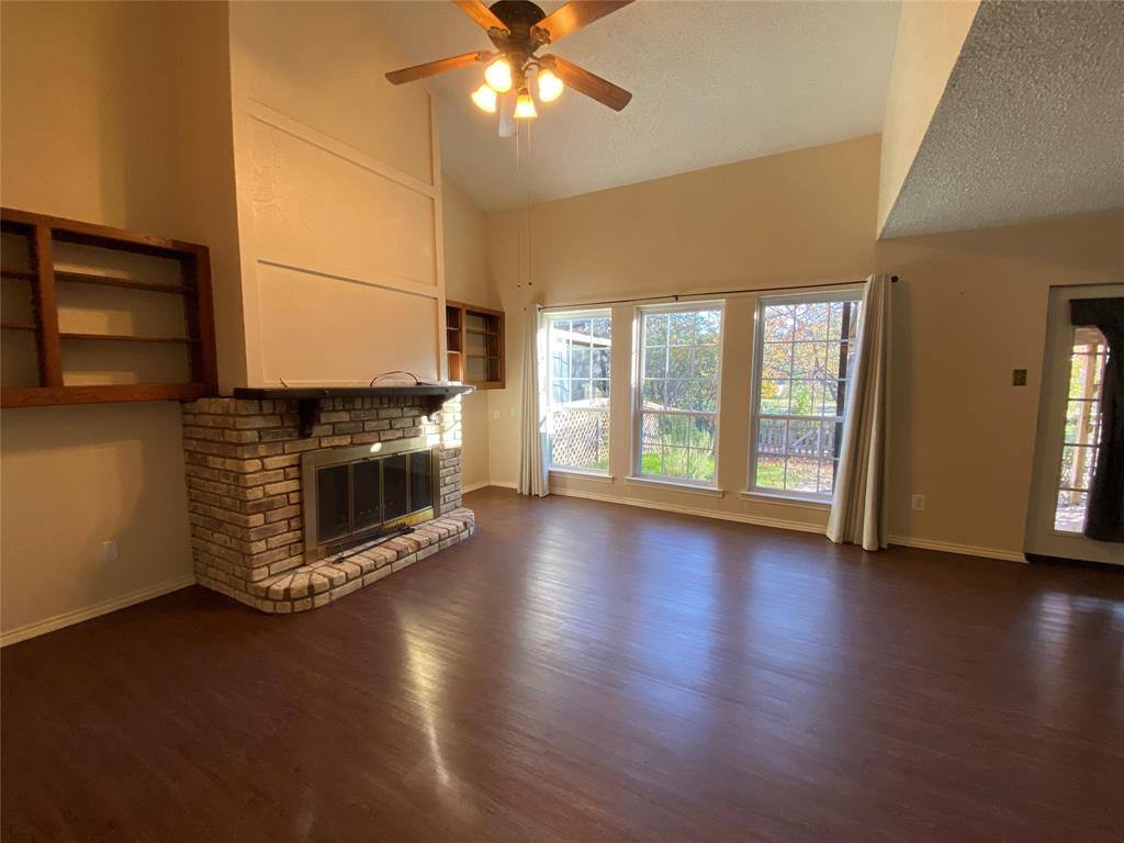 Apartment for rent at 606 Old Country Rd #606, Duncanville, TX 75137