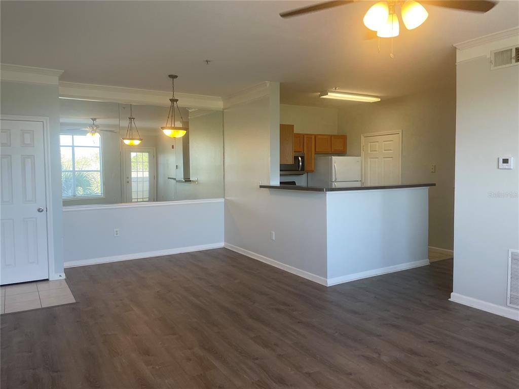 Condo for rent at 4802 51st St W #1323, Bradenton, FL 34210