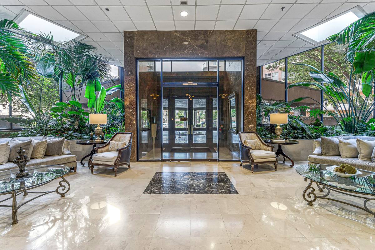 Apartment for rent at 3525 Sage Rd #1115, Houston, TX 77056