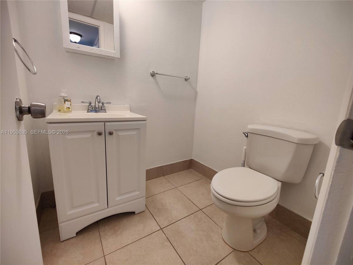 Townhouse for rent at 181 Wimbledon Lakes Dr #181, Fort Lauderdale, FL 33324