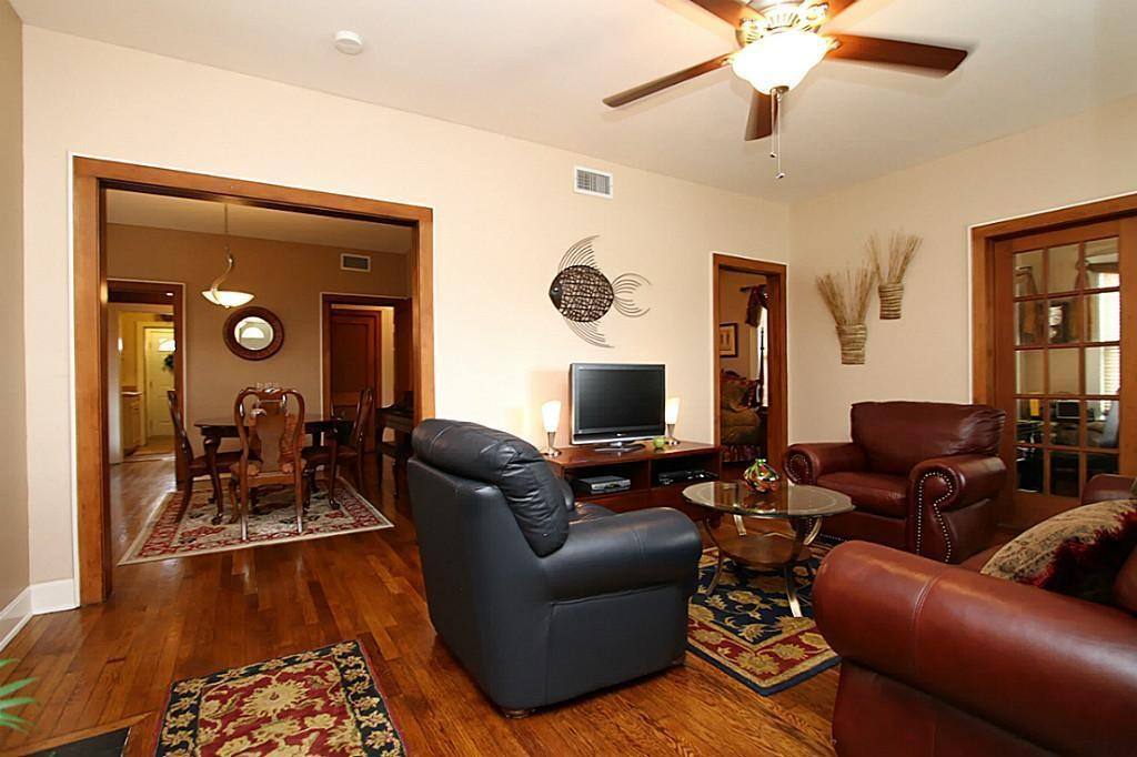 Apartment for rent at 1915 Cleburne St #1, Houston, TX 77004