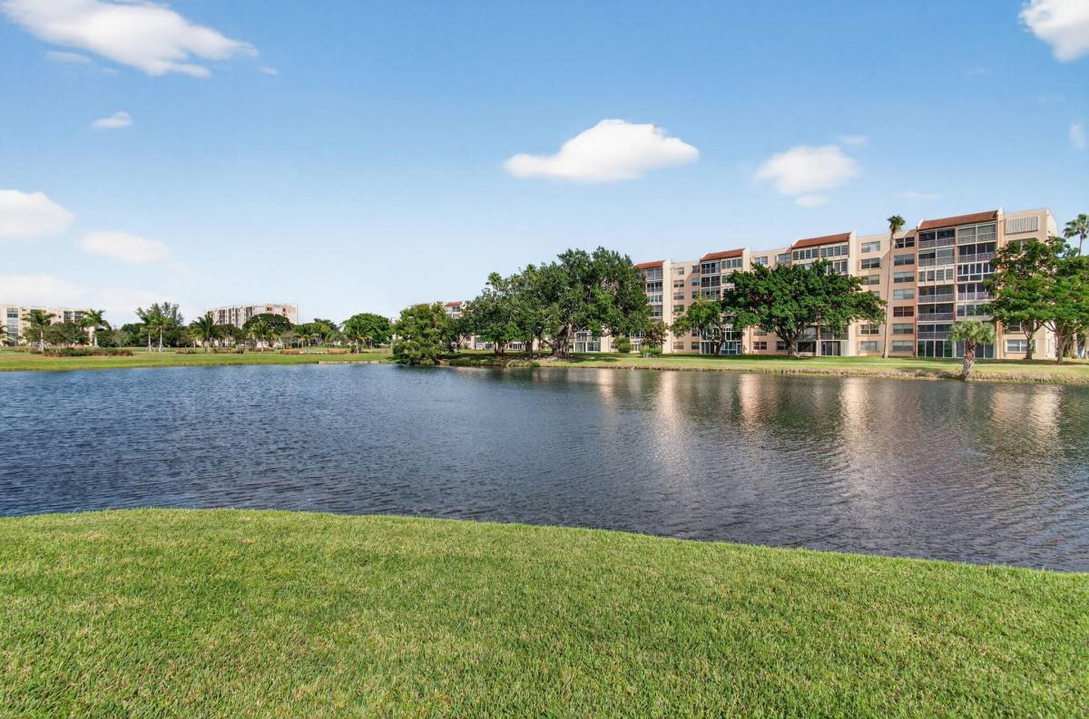 Condo for rent at 26 Abbey Lane #108, Delray Beach, FL 33446