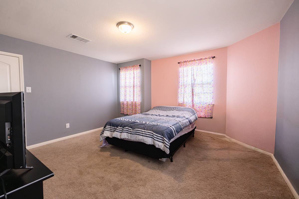 Apartment for rent at 10814 Spring Brook Pass Dr, Humble, TX 77396