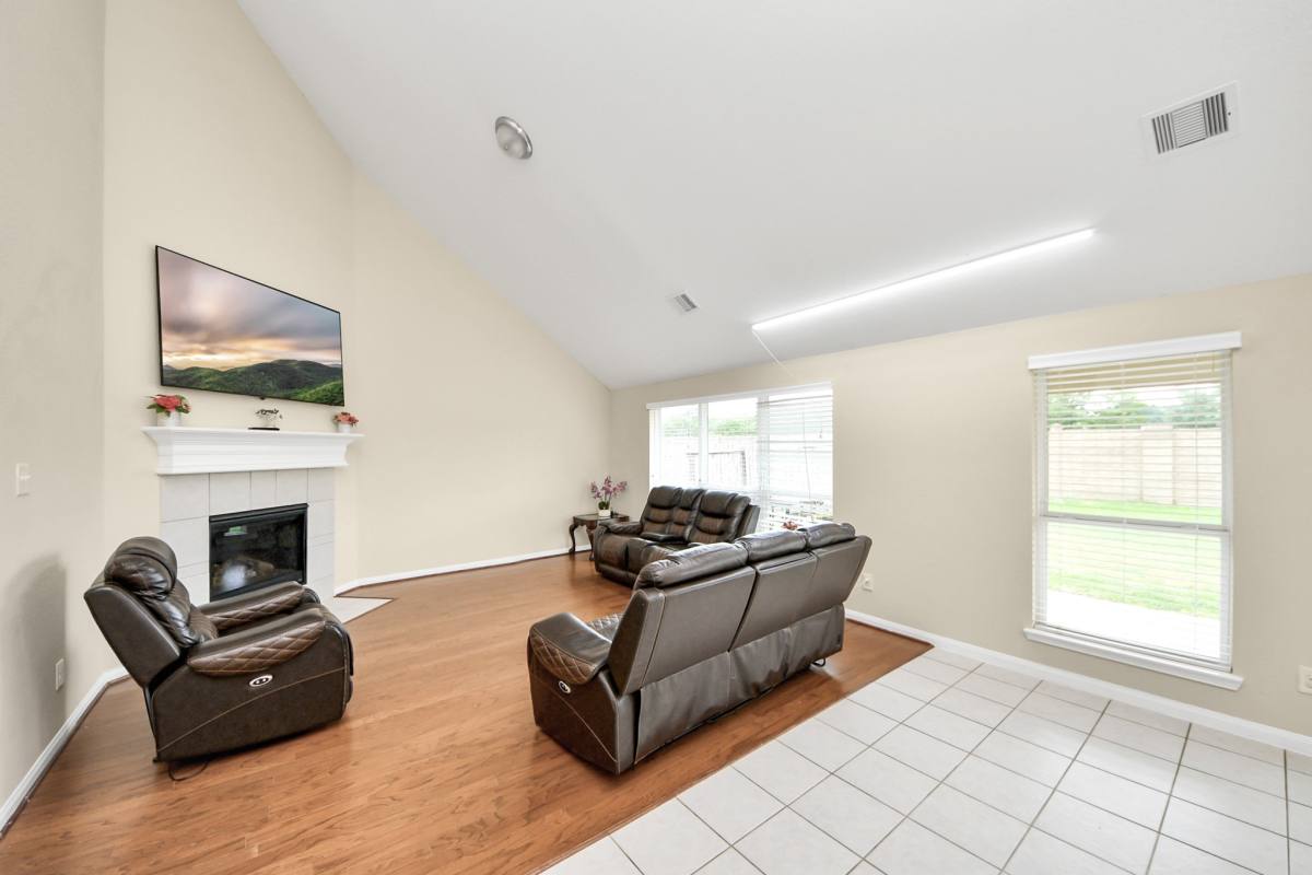 Apartment for rent at 15210 Paxton Landing Lane, Cypress, TX 77433