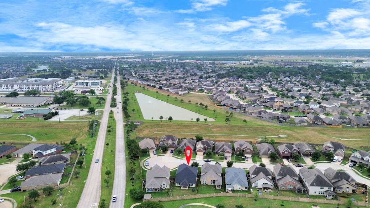 Apartment for rent at 15210 Paxton Landing Lane, Cypress, TX 77433