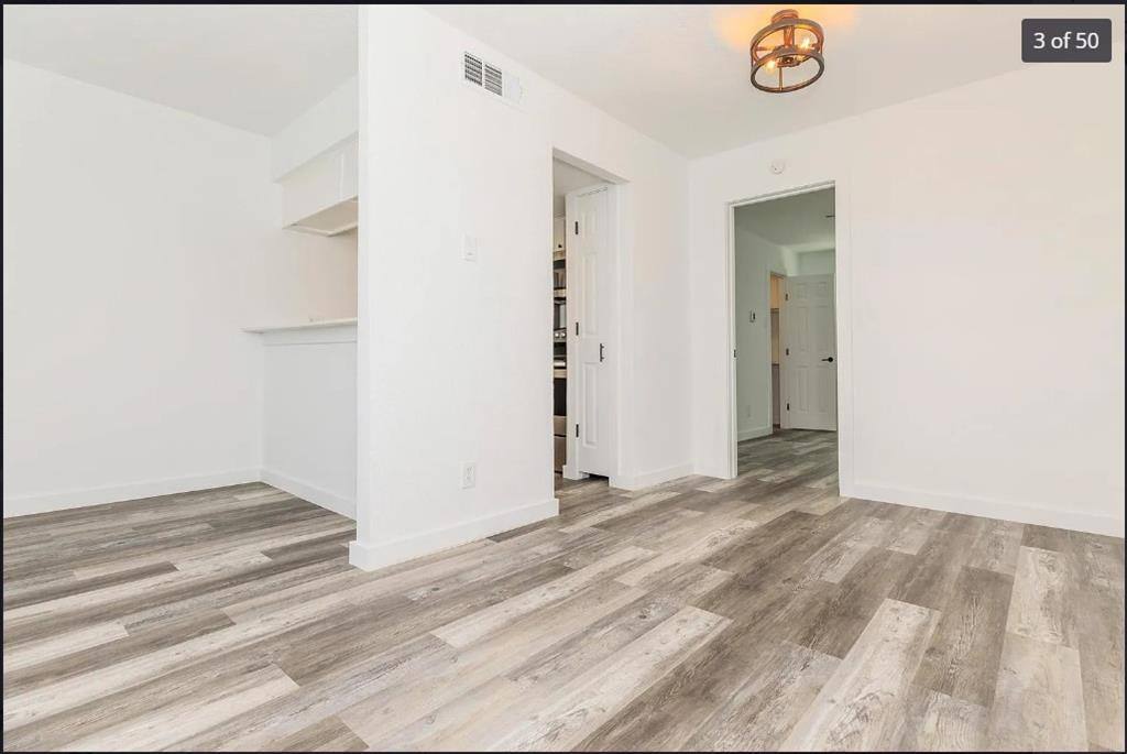 Apartment for rent at 5421 Bryan St #5421B200, Dallas, TX 75206
