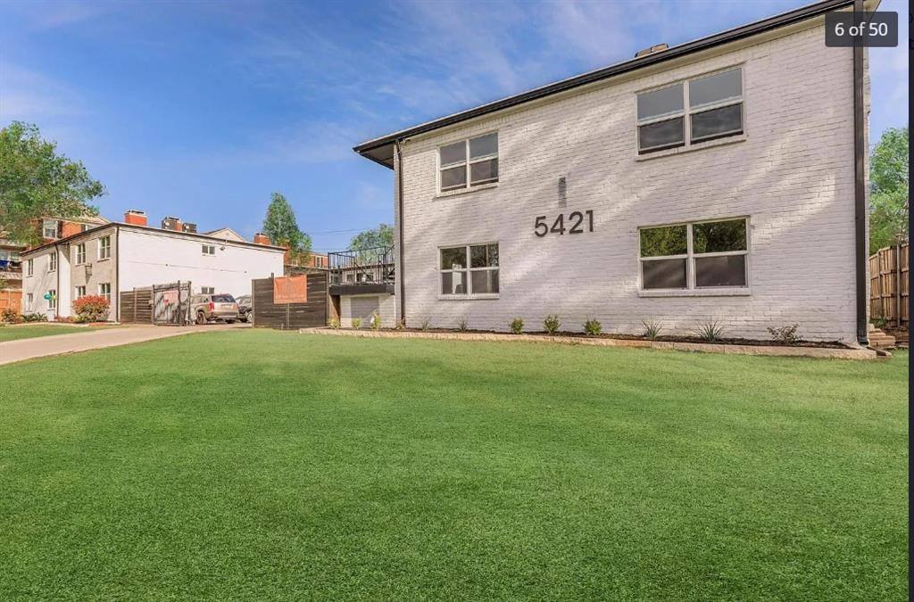 Apartment for rent at 5421 Bryan St #5421B200, Dallas, TX 75206