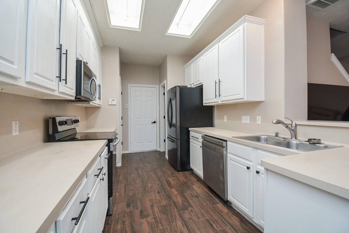 Townhouse for rent at 6058 Shelbourne Park Lane, Houston, TX 77084