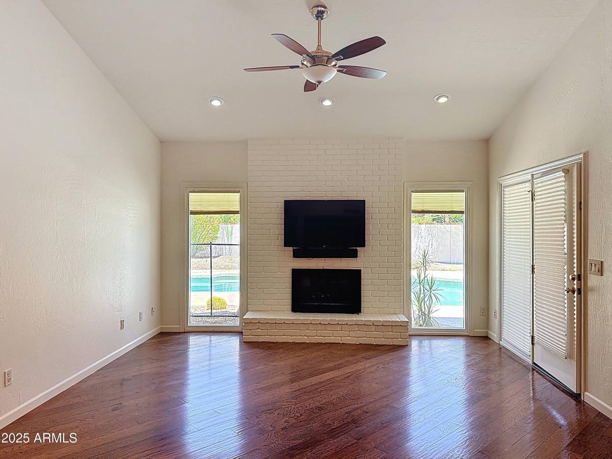 Apartment for rent at 9888 E Ironwood Dr, Scottsdale, AZ 85258